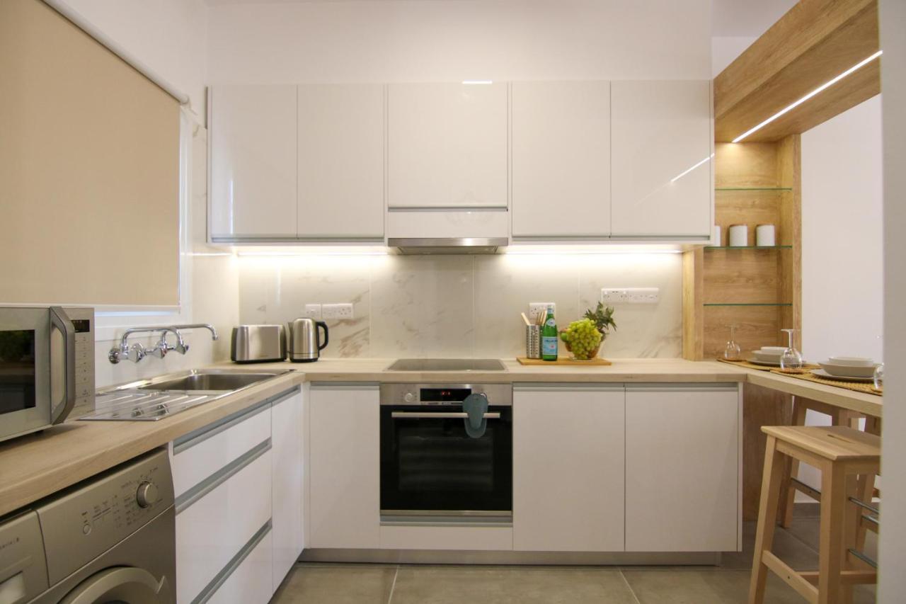 파포스 Phaedrus Living Seaview Luxury Flat Limnaria 153 아파트 외부 사진