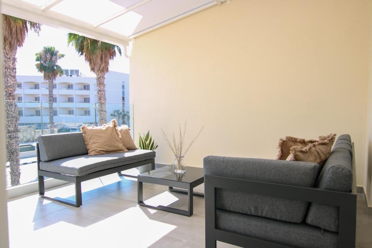 파포스 Phaedrus Living Seaview Luxury Flat Limnaria 153 아파트 외부 사진