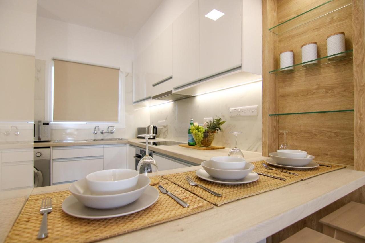 파포스 Phaedrus Living Seaview Luxury Flat Limnaria 153 아파트 외부 사진